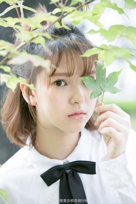 《小  伸入女生水蜜桃里》-小心触碰：探秘女生水蜜桃里隐藏的秘密_: 亟待解决的社会问题，难道我们还要沉默？